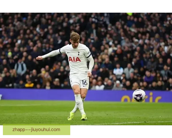 理查利森从弗鲁米嫩塞转会沃特福德开启新征程引发球迷热议